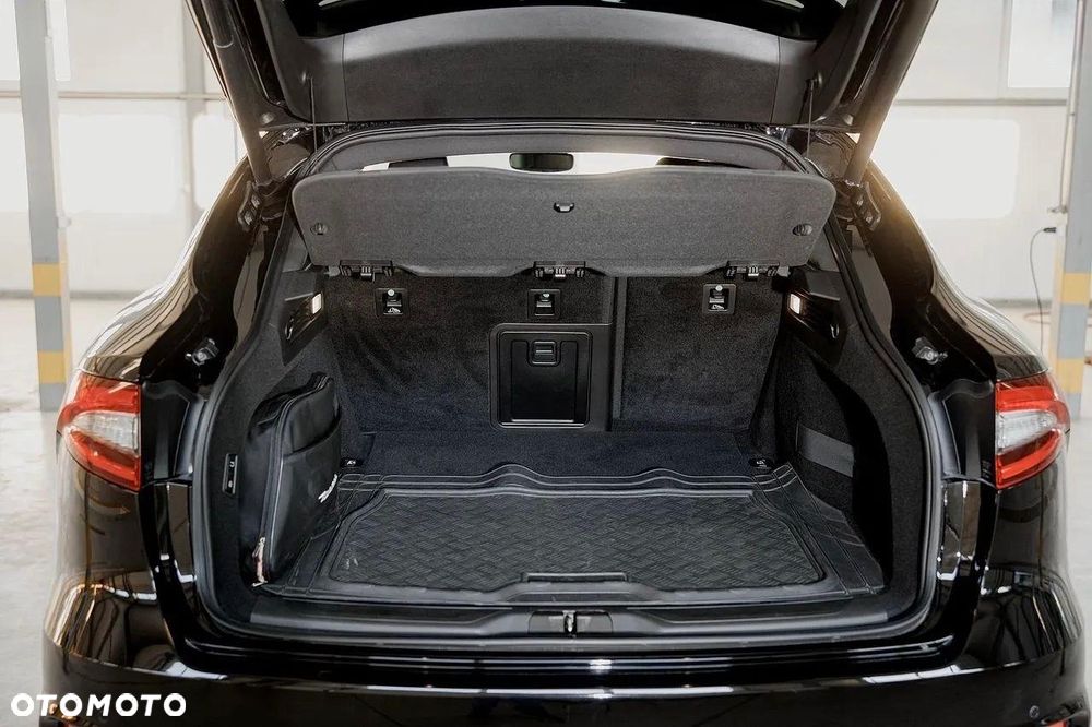 Maserati Levante Q4 GranSport - 30