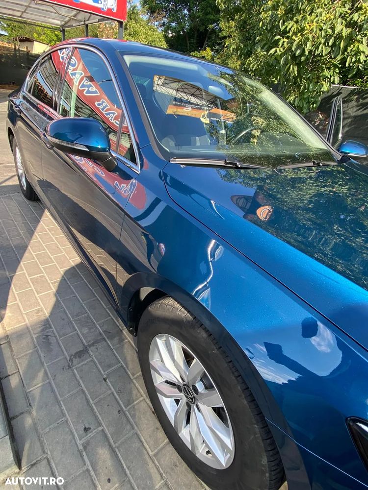 Volkswagen Passat Variant 2.0 TDI DSG Comfortline - 12