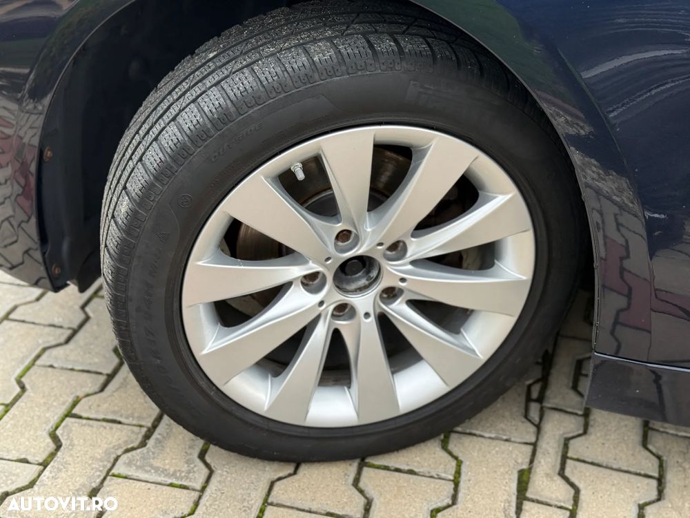 BMW Seria 3 318d xDrive - 11