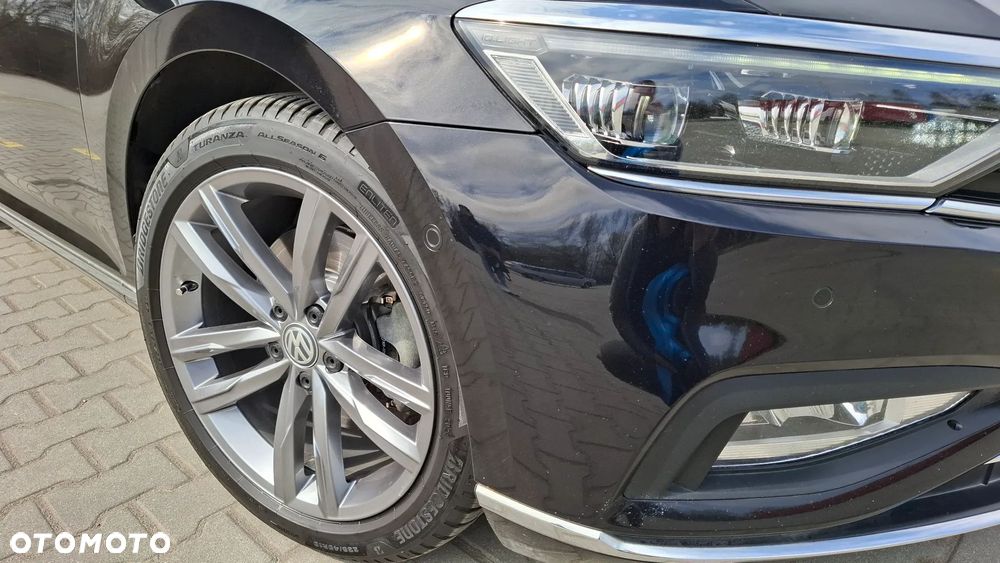 Volkswagen Passat 2.0 TDI SCR DSG Elegance - 19