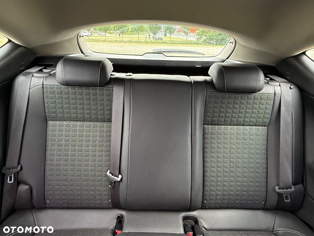 Opel Astra 1.4 T Enjoy - 12