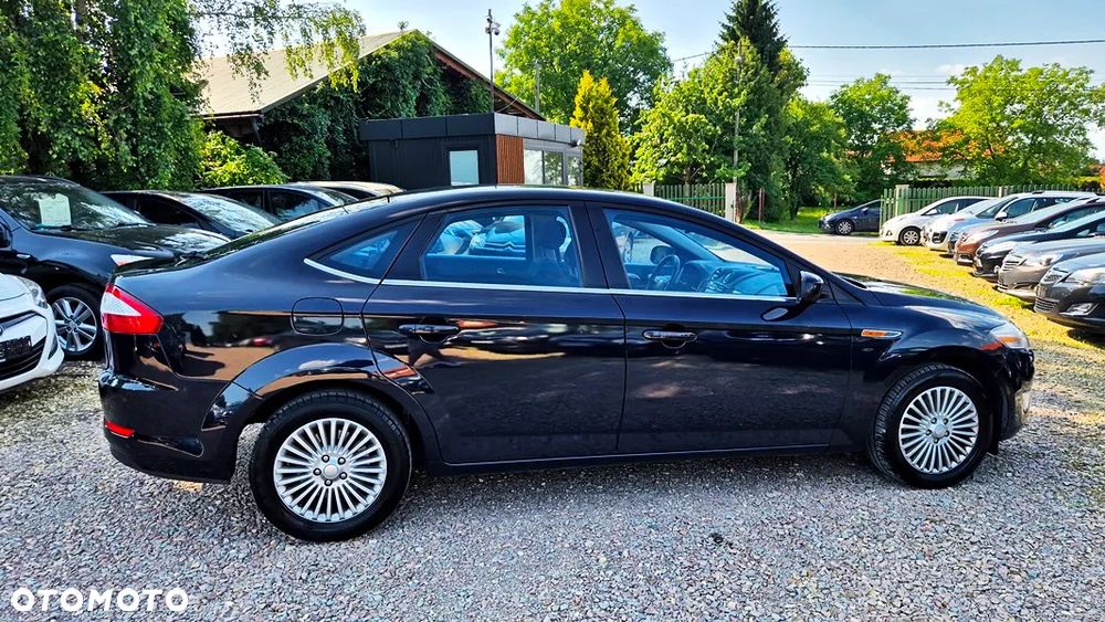 Ford Mondeo - 11
