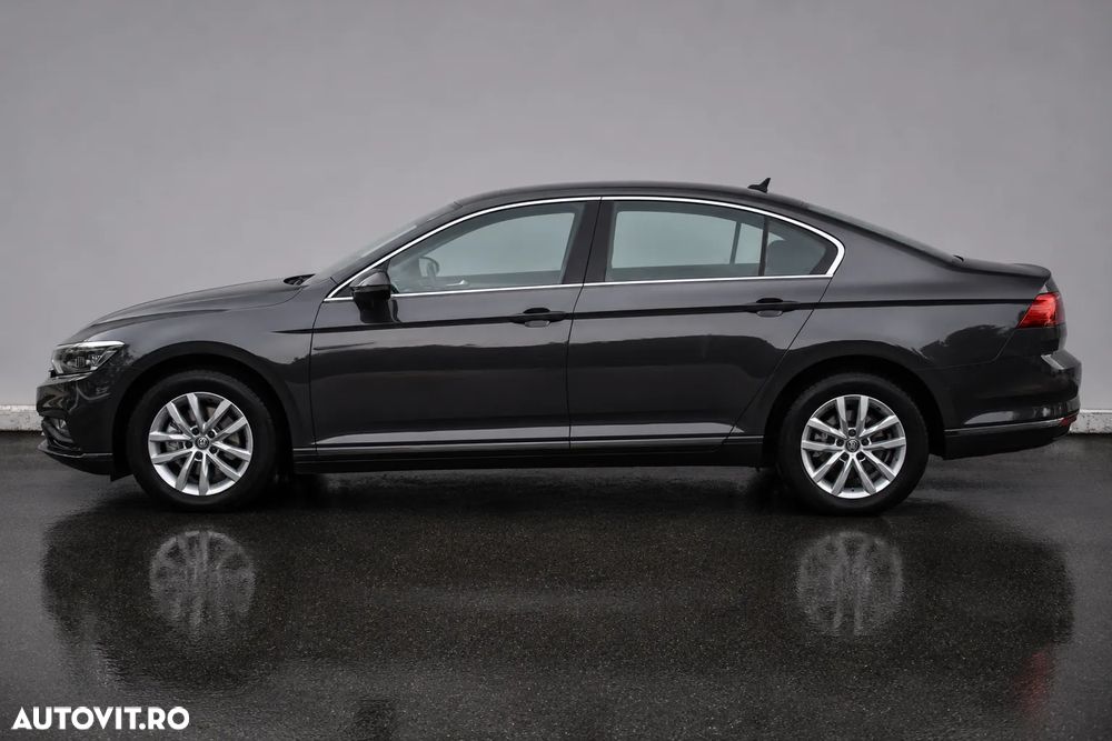 Volkswagen Passat 2.0 TDI DSG Comfortline - 8