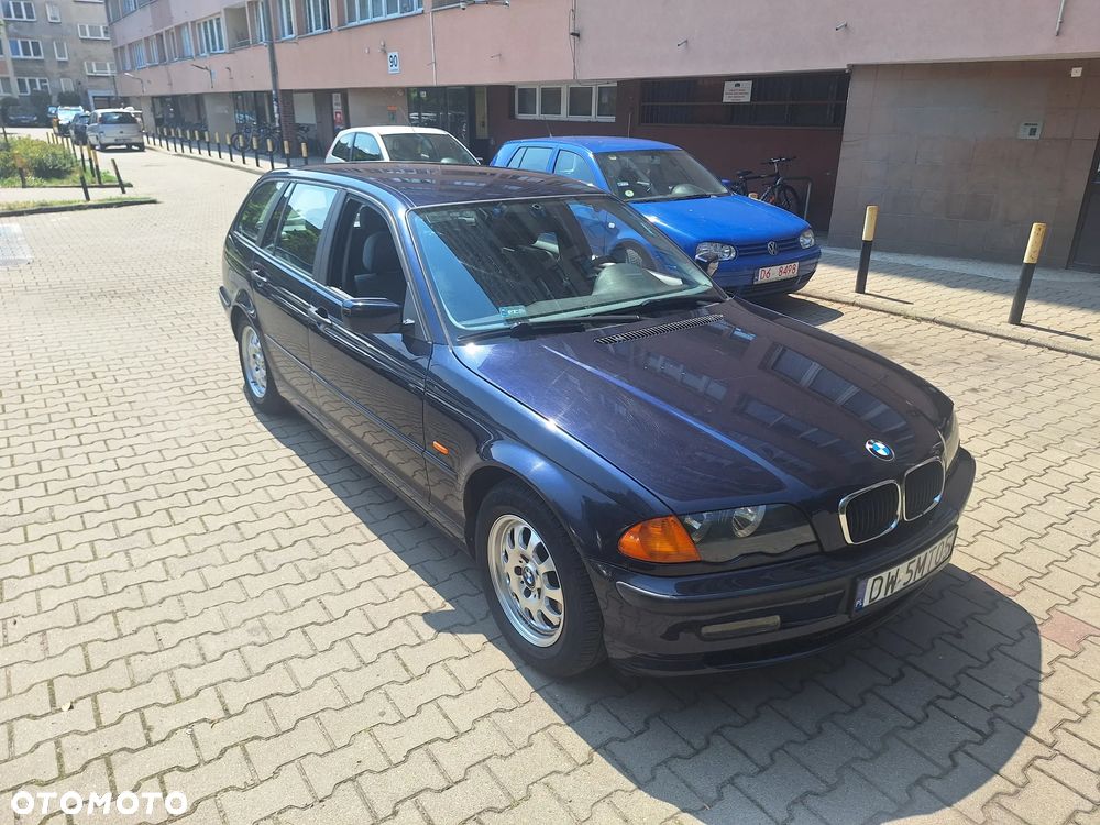 BMW Seria 3 - 1
