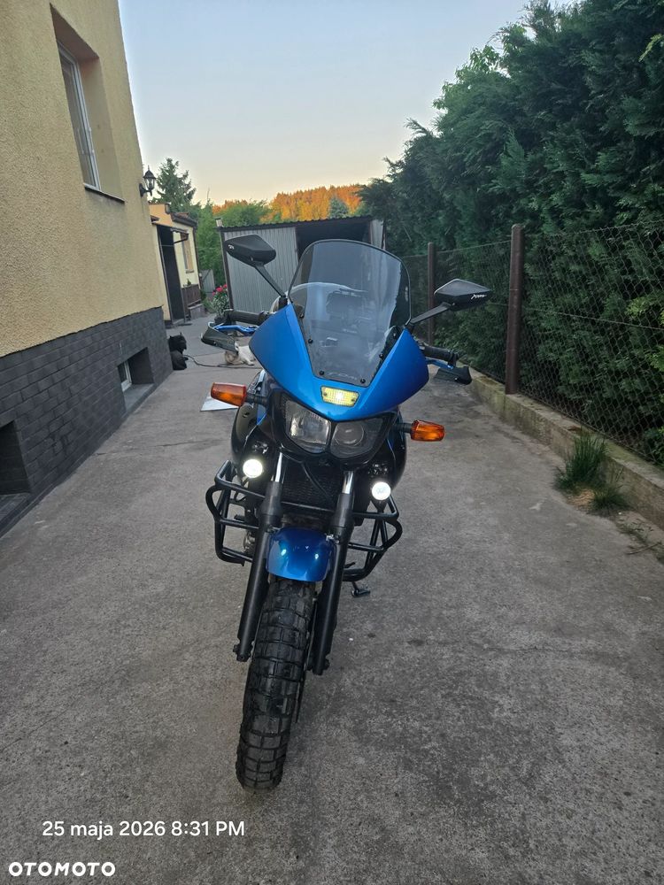 Yamaha TDM - 12