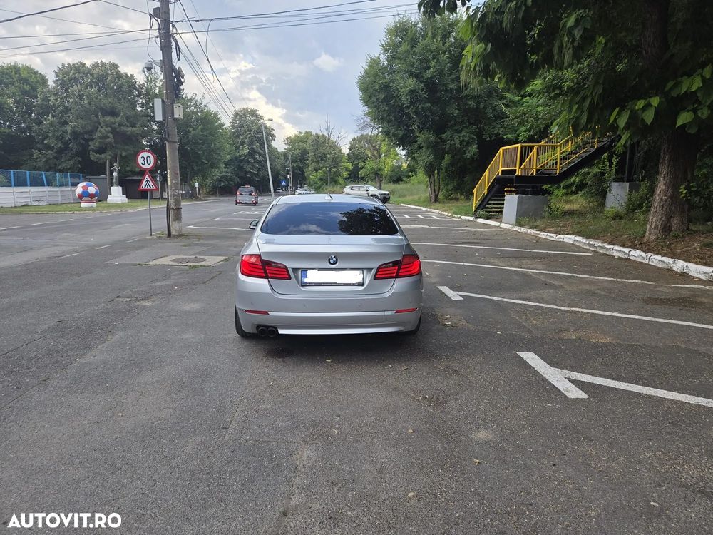 BMW Seria 5 ver-520d-efficientdynamics-edition - 6