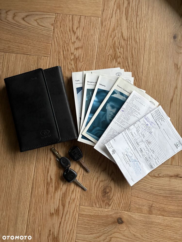 Toyota Yaris 1.0 Luna A/C - 3