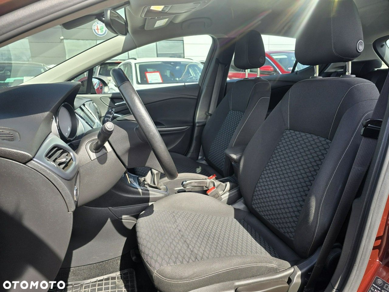 Opel Astra - 16