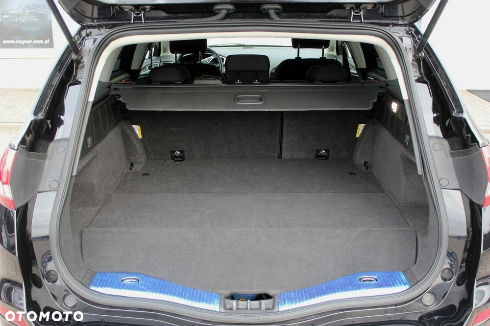 Ford Mondeo SW 2.0 Hybrid Trend - 8