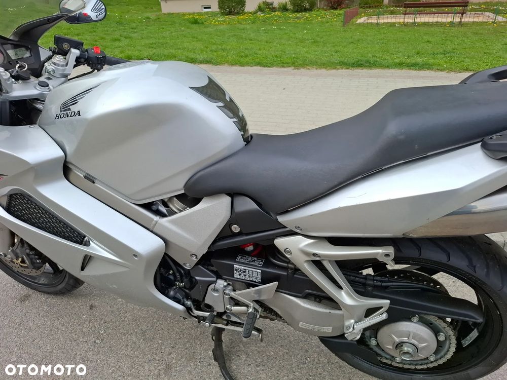 Honda VFR - 30