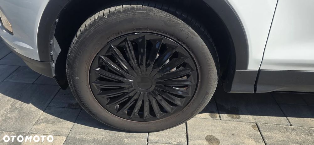 Ford Kuga - 25