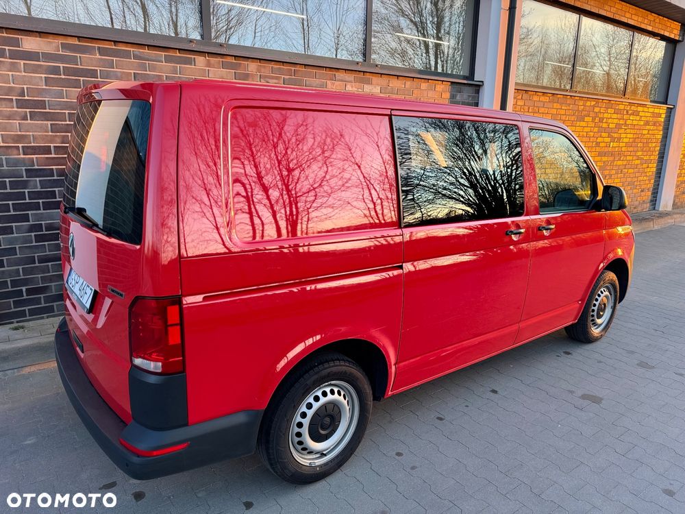 Volkswagen Transporter - 11