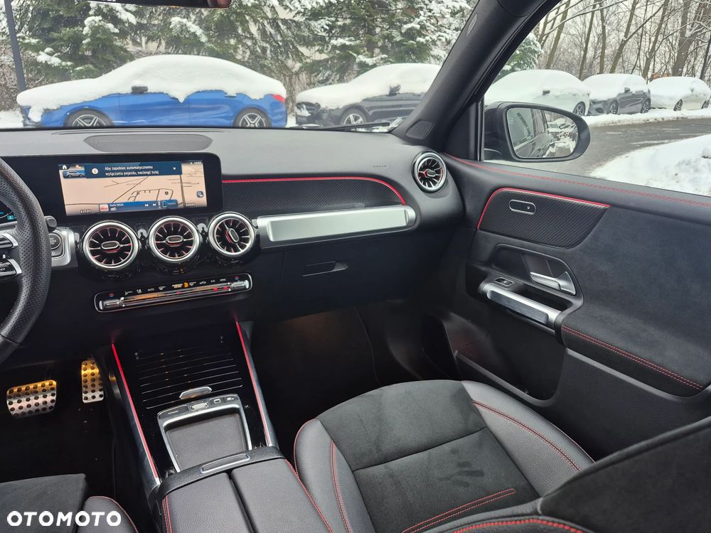 Mercedes-Benz GLB 200 AMG Line 7G-DCT - 28