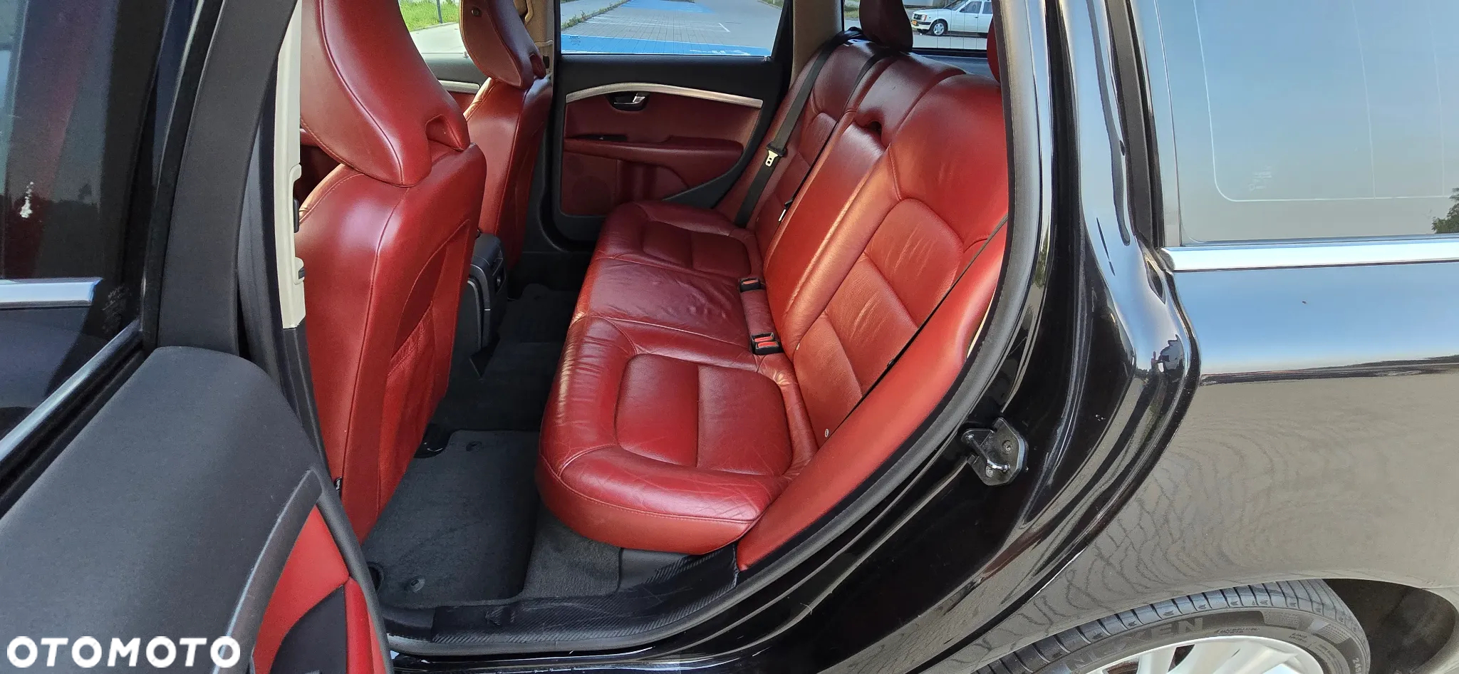 Volvo V70 D5 AWD DPF Summum - 11