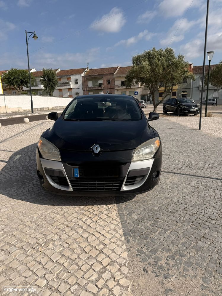 Renault Mégane Coupe 1.5 dCi Dynamique S - 1