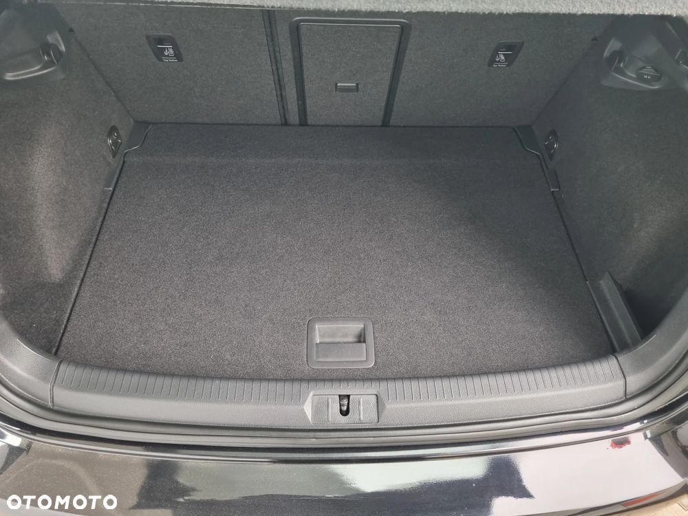 Volkswagen Golf 1.4 TSI ACT BlueMotion Technology Highline - 32