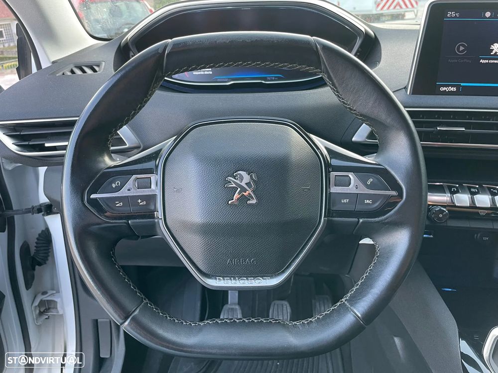 Peugeot 5008 BlueHDI 120 Allure - 16