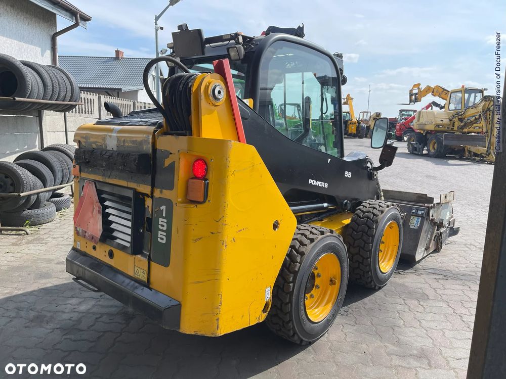 JCB Miniładowarka Jcb 155 Rok 2014 Idealny stan Oryginał TYLKO 3900 MTG Zamiatarka Krokodyl w osprzęcie - 16