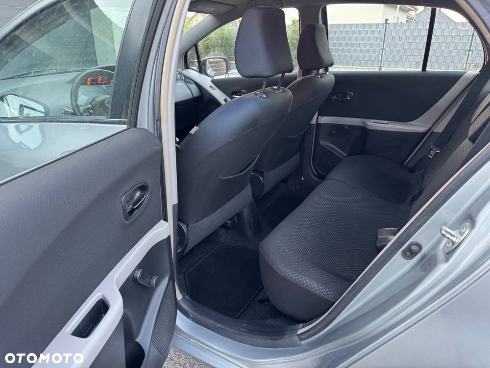 Toyota Yaris 1.33 VVT-i Life - 21