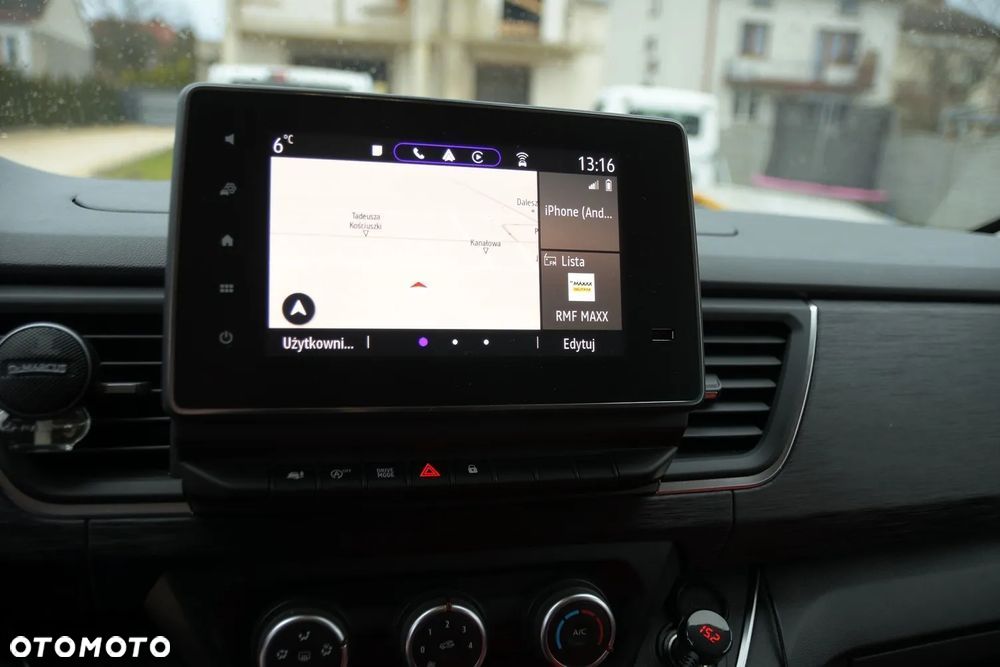Renault Trafic - 32