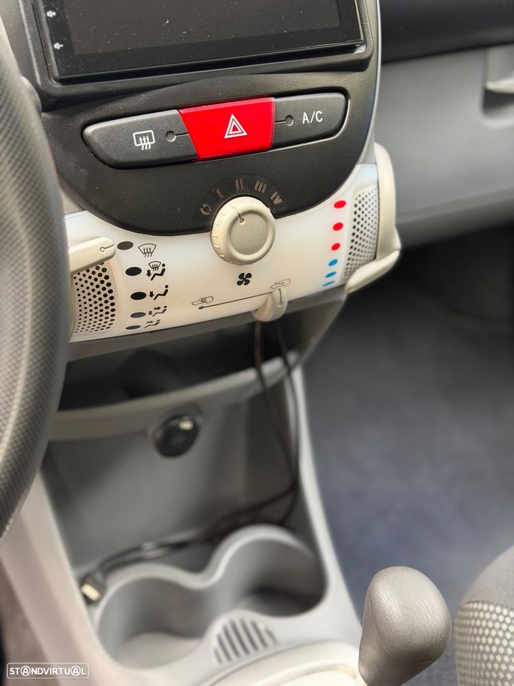 Toyota Aygo 1.0 Plus Sport Pack+VSC MM - 11