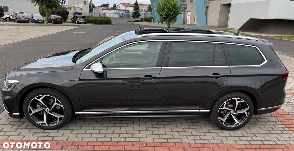 Volkswagen Passat - 31
