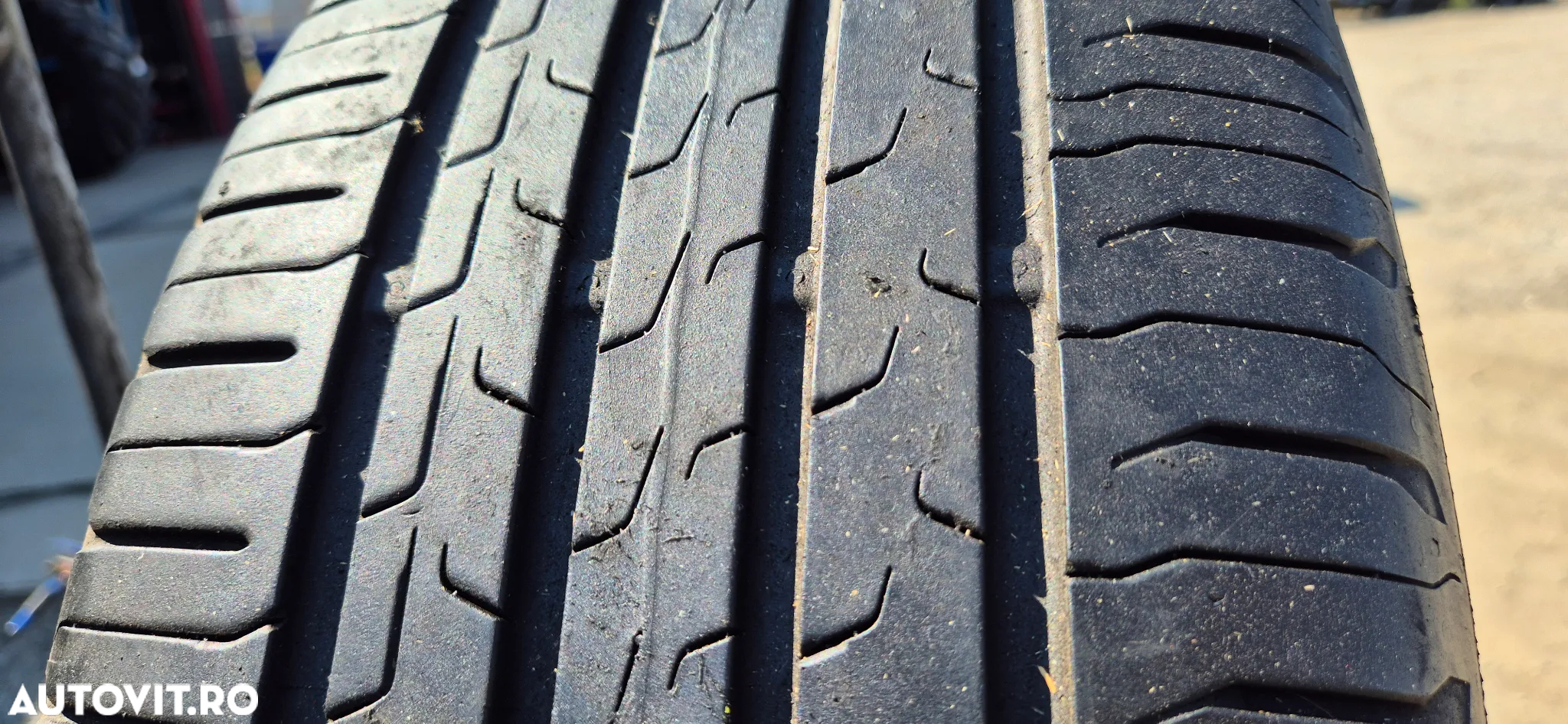 215 50 19 Continental - 2