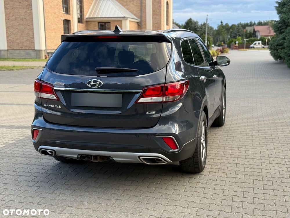 Hyundai Santa Fe - 11