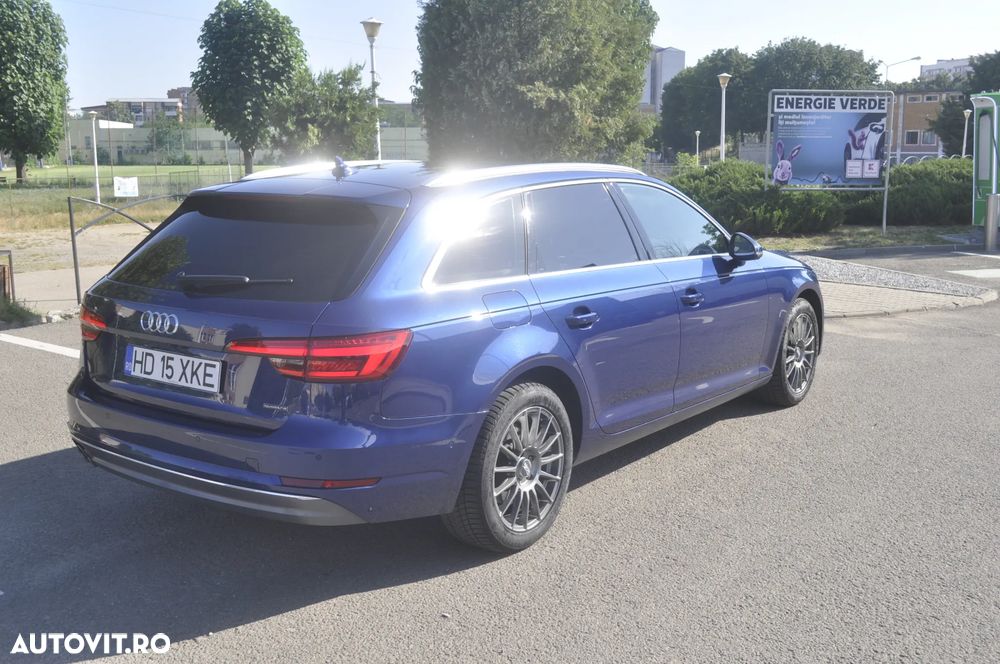 Audi A4 Avant 2.0 TDI S tronic quattro - 6