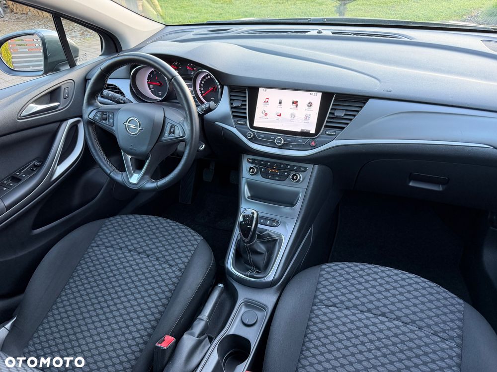 Opel Astra 1.4 Turbo Edition - 11
