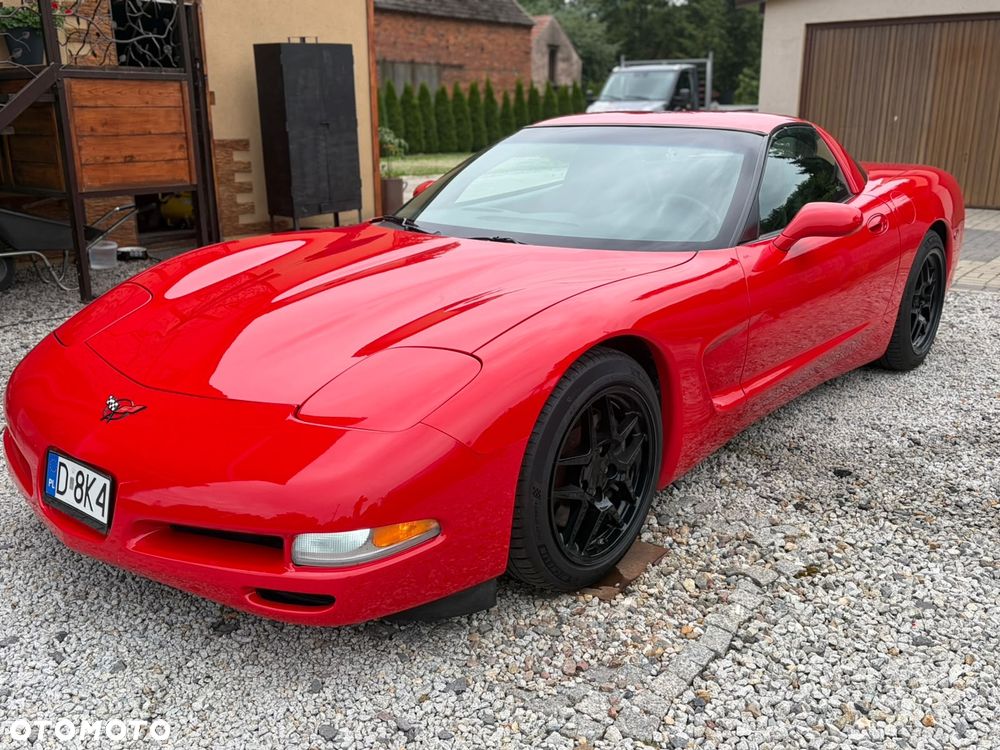 Chevrolet Corvette - 2