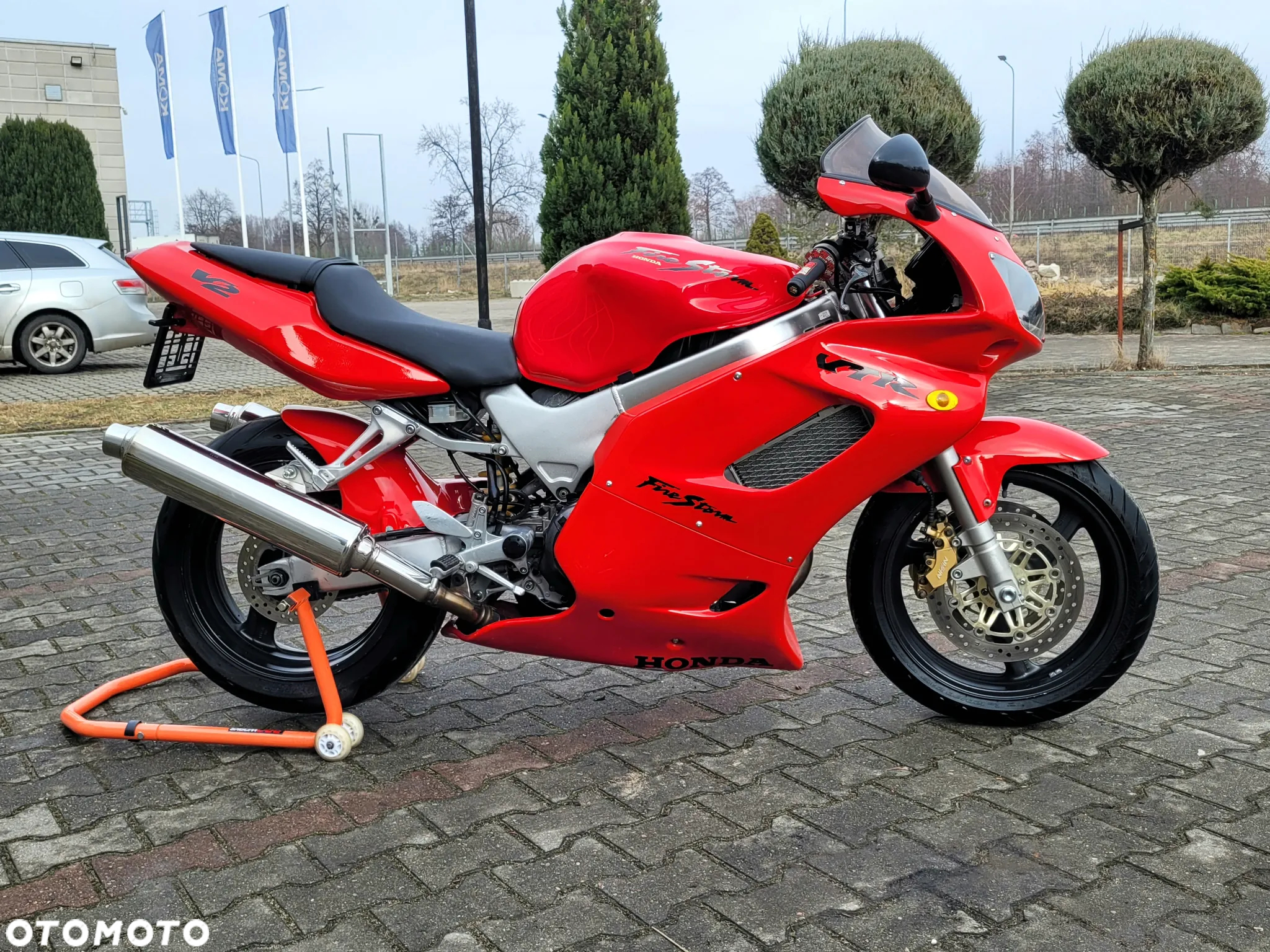 Honda VTR - 12