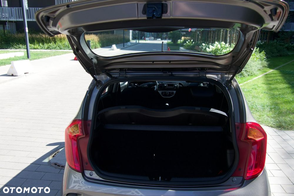 Kia Picanto 1.0 L - 6