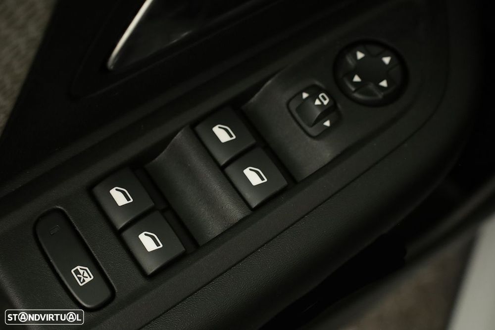 Citroën C4 1.2 PureTech Plus EAT8 - 14