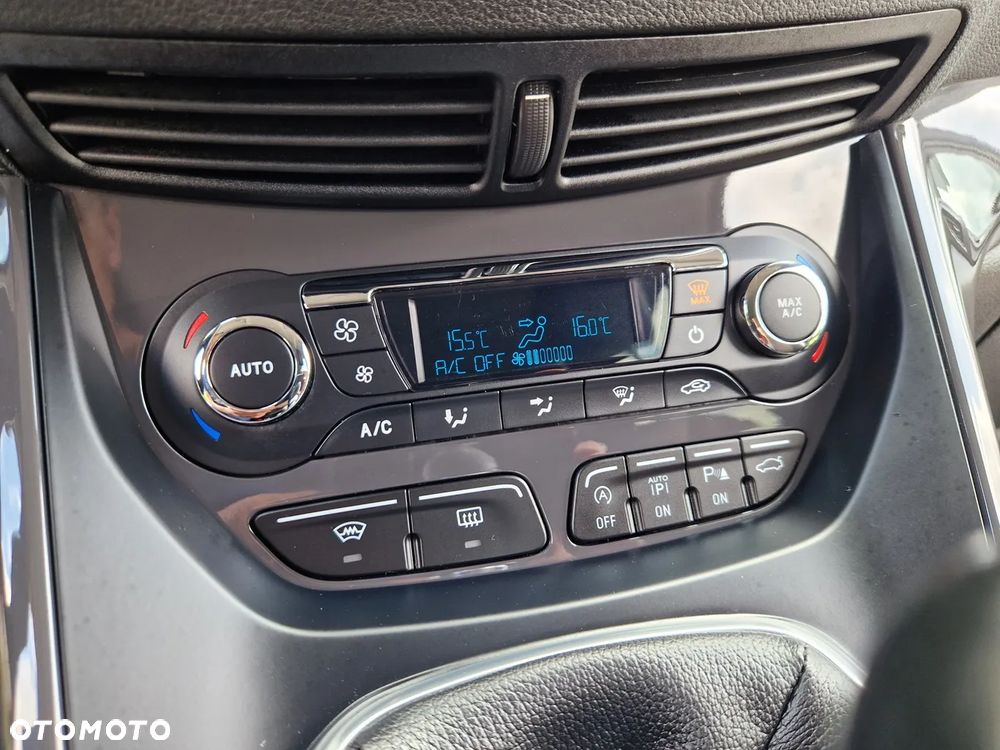 Ford Kuga 2.0 TDCi 2x4 Business Edition - 33