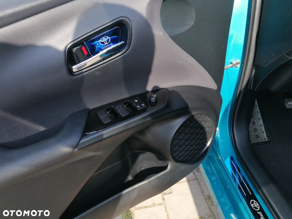 Toyota Prius Hybrid Executive - 21