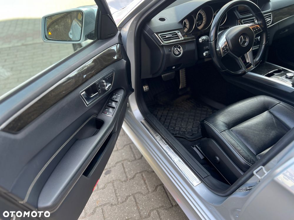 Mercedes-Benz Klasa E 300 CDI DPF BlueEFFICIENCY 7G-TRONIC - 9