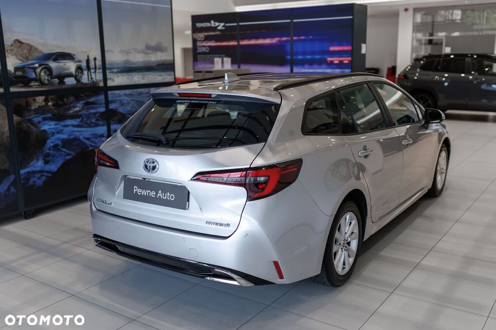 Toyota Corolla 1.8 Hybrid Comfort - 4