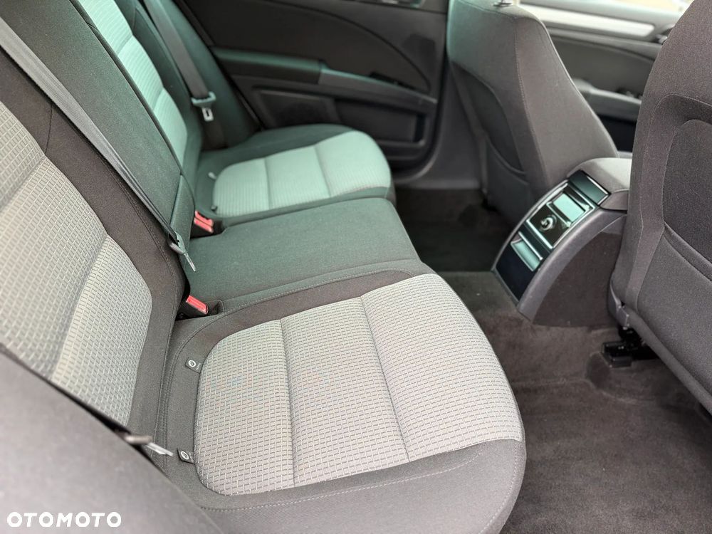 Skoda Superb 2.0 TDI Comfort DSG - 12