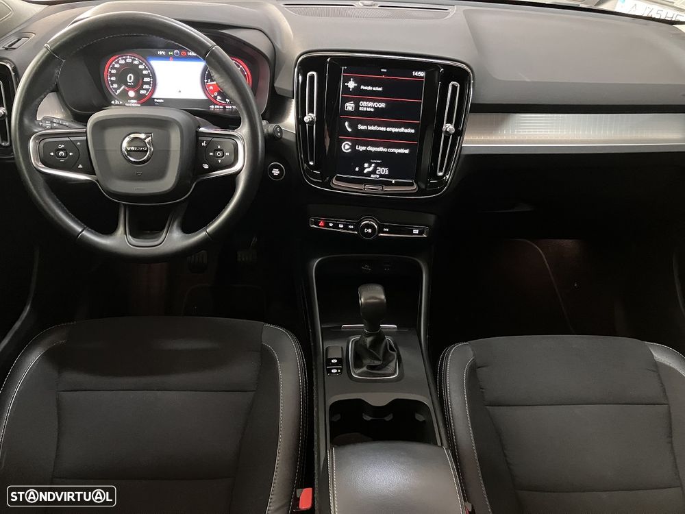 Volvo XC 40 2.0 D3 Momentum Plus - 53