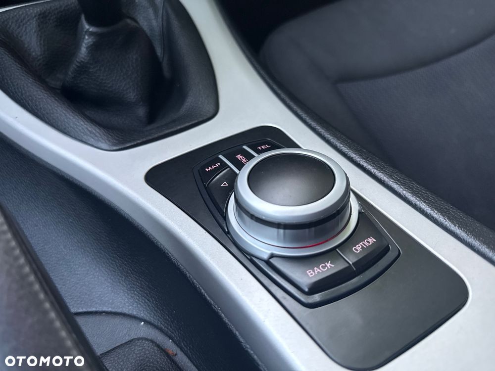 BMW Seria 3 320d DPF - 14