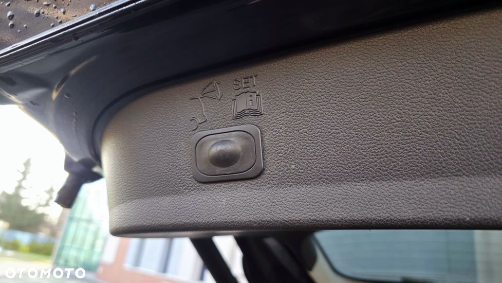 Ford Kuga 2.0 TDCi 4WD Titanium Plus - 17