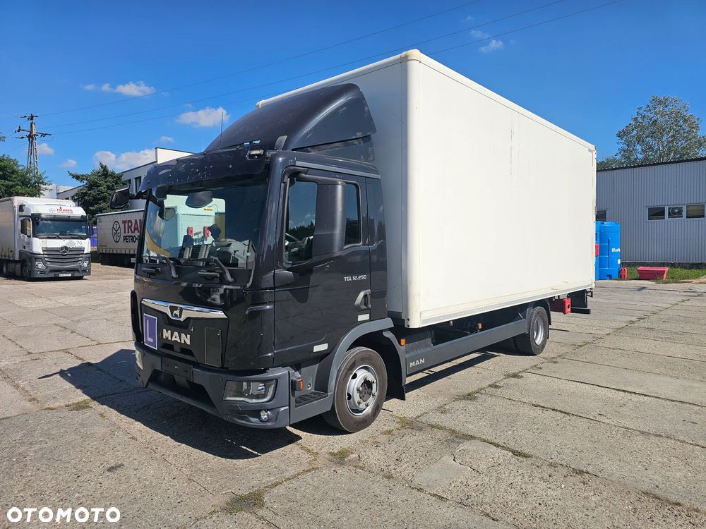 MAN TGL 12.250 z 2022r rozstaw osi 4.25 Nauka Jazdy automat - 1