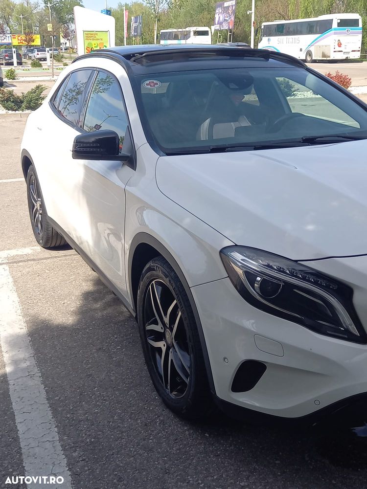Mercedes-Benz GLA 220 CDI 4MATIC 7G-DCT Urban - 19