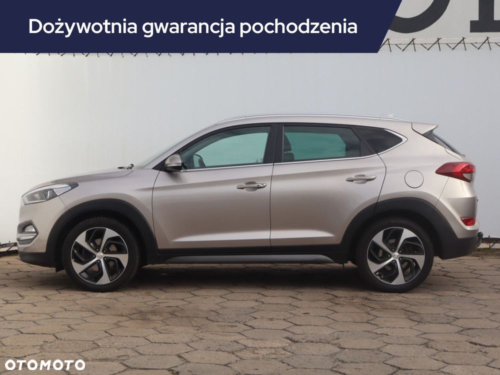 Hyundai Tucson - 4