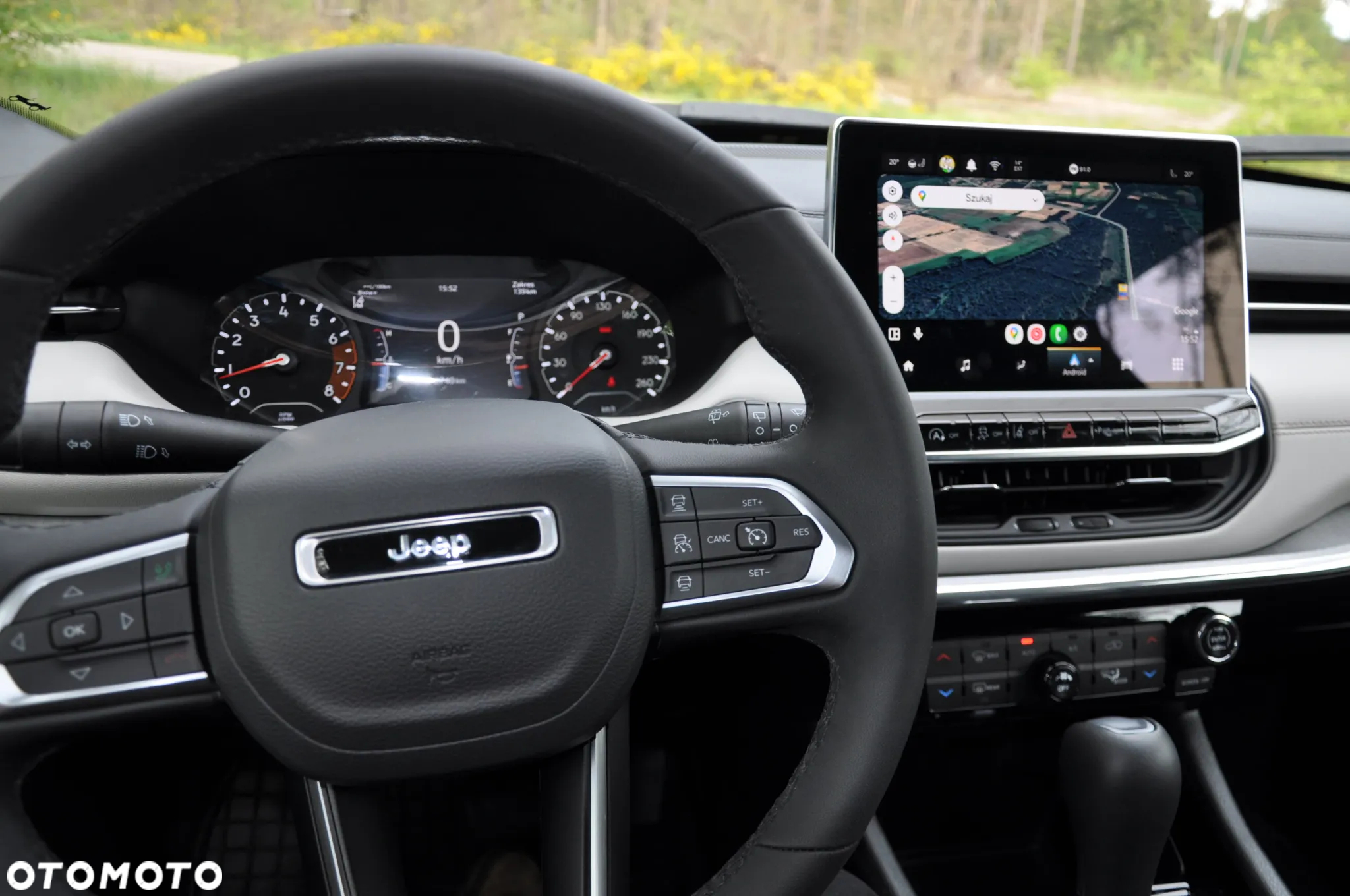 Jeep Compass - 18
