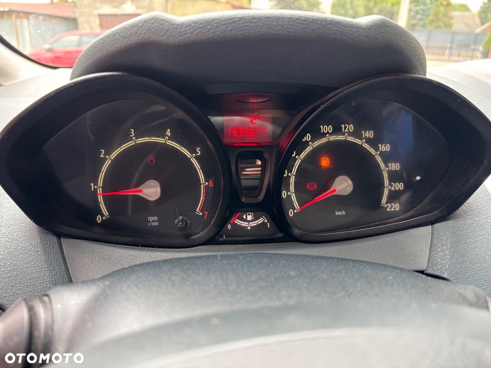 Ford Fiesta - 18