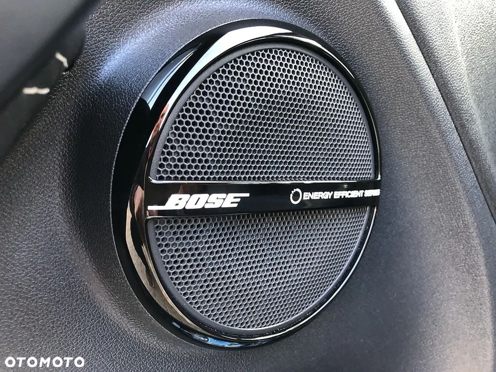 Renault Megane ENERGY dCi 110 EDC BOSE EDITION - 18