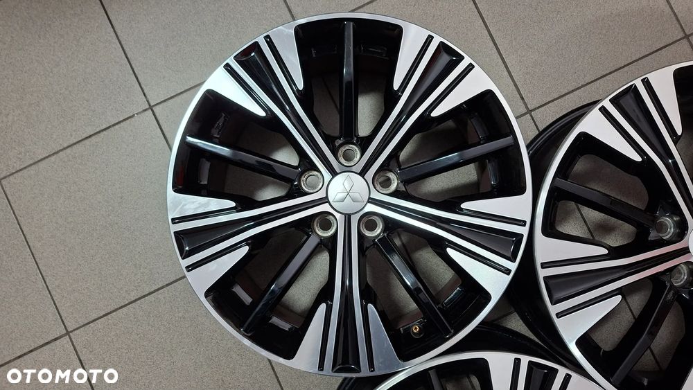 Felgi Aluminiowe 18 Mitsubishi Eclipse Cross 5x114.3 ET 38 - 11