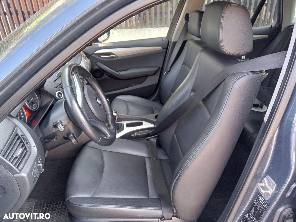 BMW X1 xDrive18d Sport Line - 13